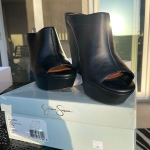 JESSICA SIMPSON Peep toe leather wedge sandal